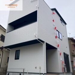 ホワイトのおしゃれな外観です。外観