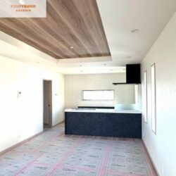 建築中です。居間